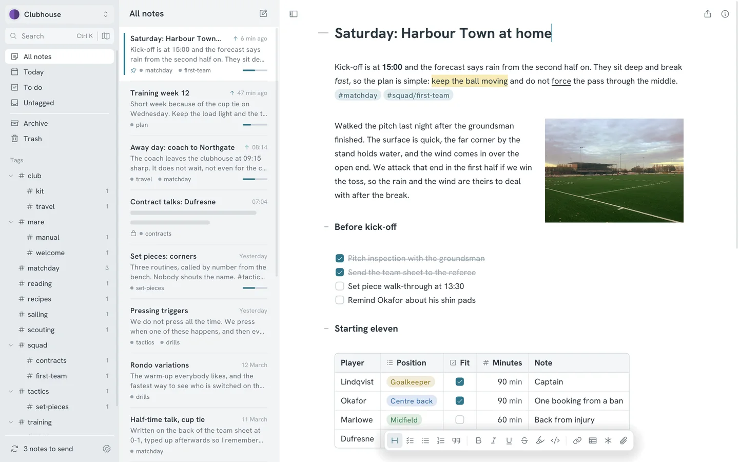 Mare with the tag sidebar, the note list and a match-day note open in the editor